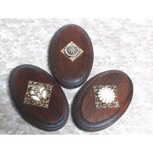 VINTAGE wall hangings Set of 3 Oval Ornate Embellished brown 5.25"x 3.25" EUC